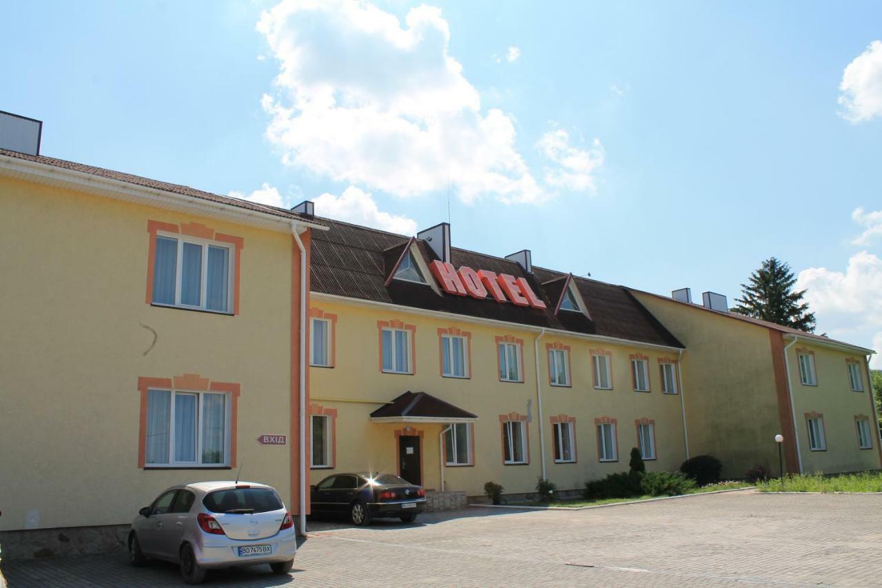 Kremin Hotel Kremenets' Luaran gambar