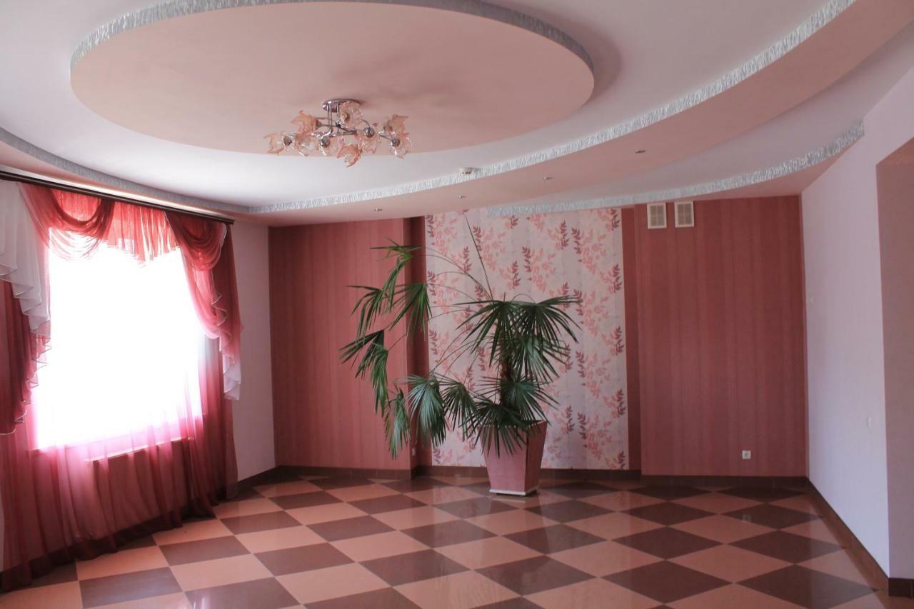 Kremin Hotel Kremenets' Luaran gambar
